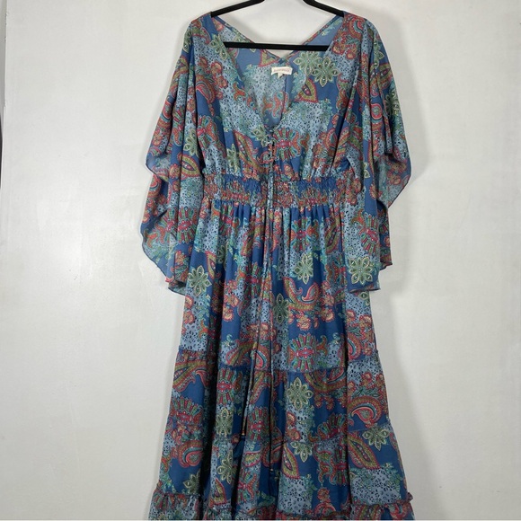 boemo Dresses & Skirts - Anthropologie boemo Kimono Maxi Dress Womens Sz L  Paisley Caftan